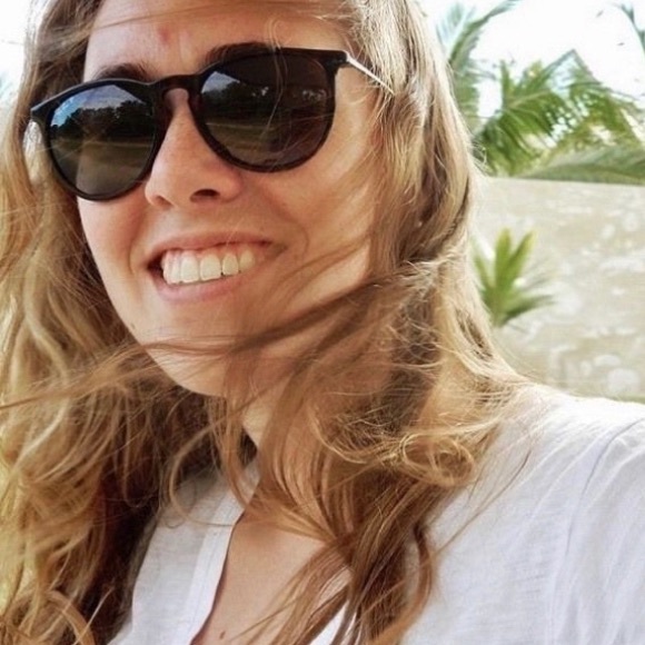 Meet your Posher, Sophie - Picture 1 of 1